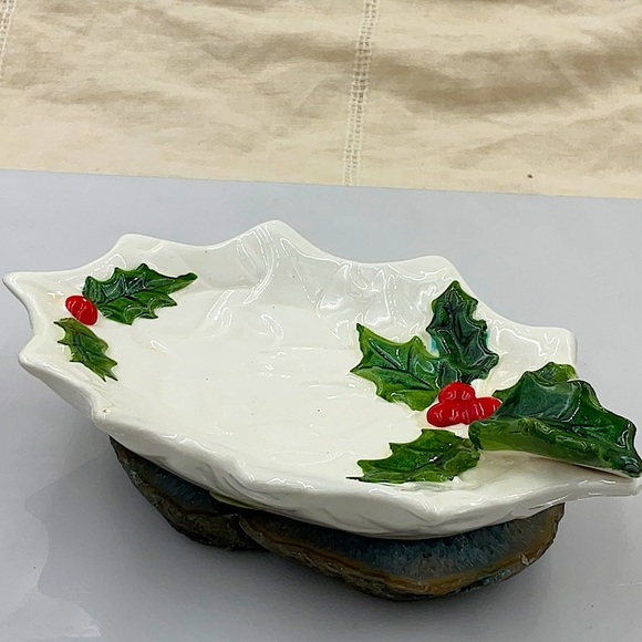 Vtg. Japanese Lepton Numbered Christmas Holley Leaves & Red Berries Candy Dish - Picture 2 of 5